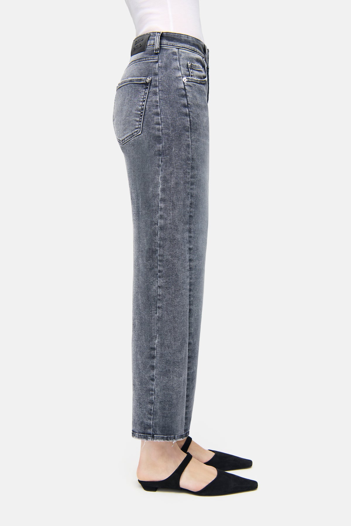 Graue Damen-O-Shape-Jeans aus Superstretch-Denim, 91 % Baumwolle, 6 % Elastomultiester T400, 3 % Elasthan.