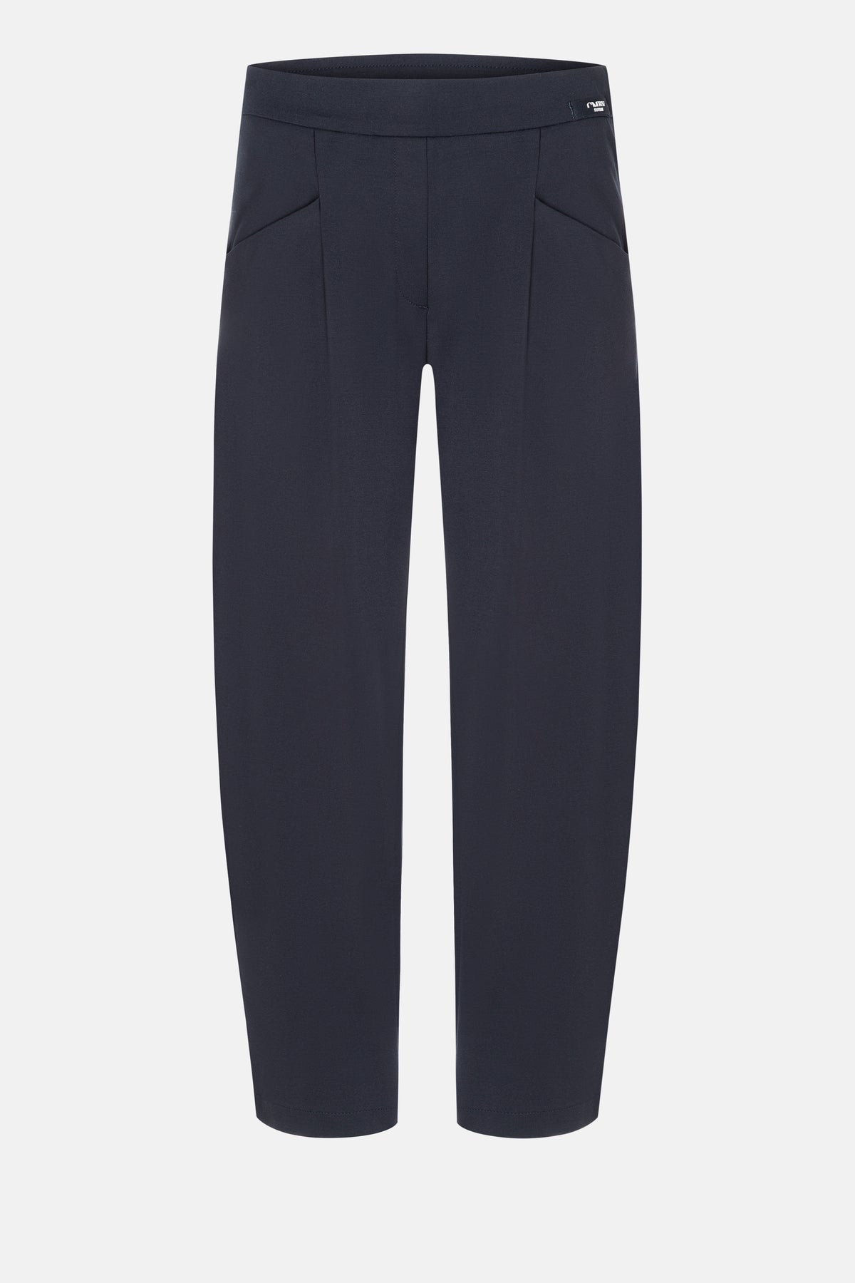 Dunkelblaue O-Shape Hose aus 67% Viskose, 29% Polyamid und 4% Elasthan. Die Hose hat eine verkürzte Länge mit schrägen Taschen.