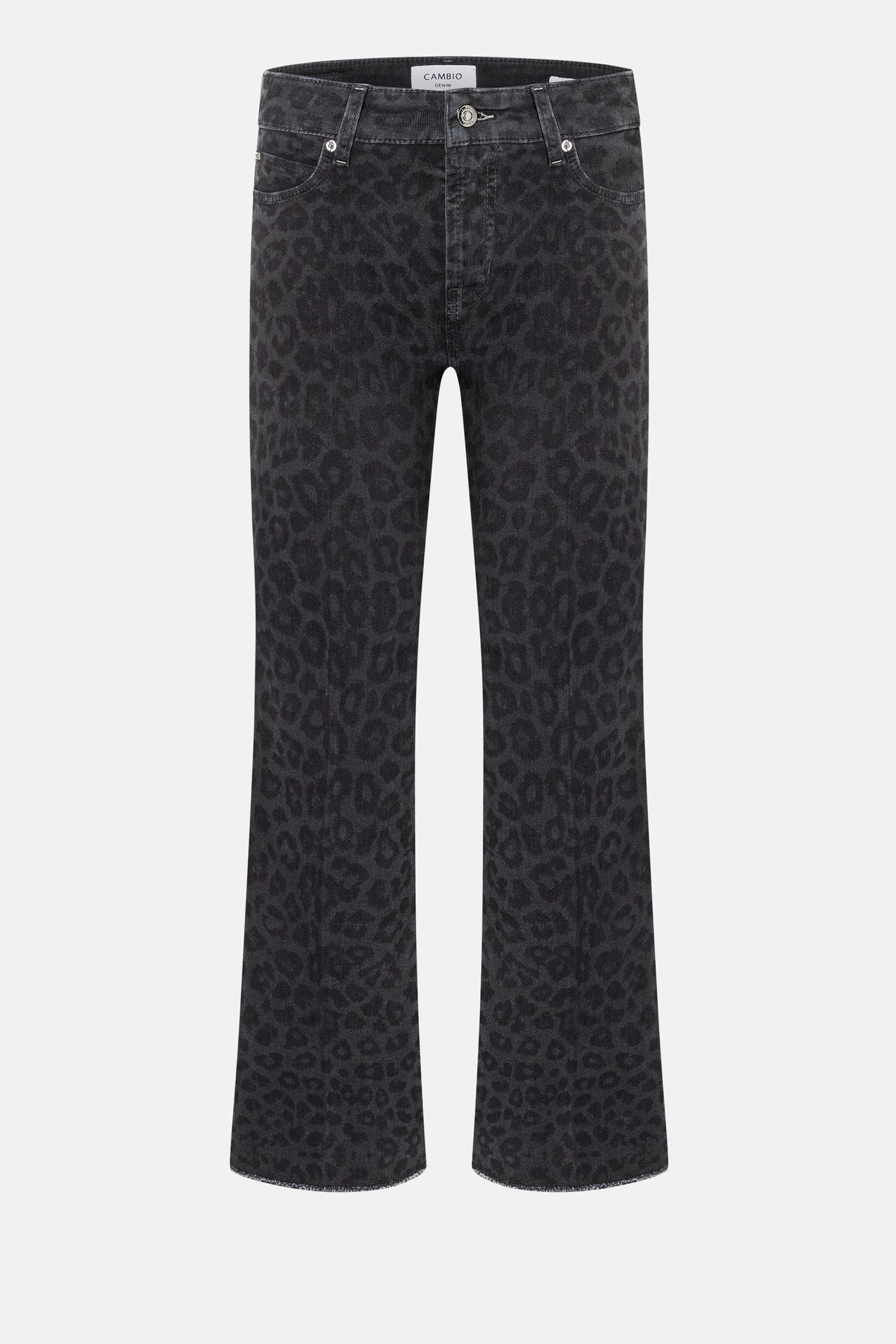 Schwarze flared Jeans mit Leo-Optik, verkürzt, aus 92% Baumwolle, 6% Elastomultiester T400 und 2% Elasthan.